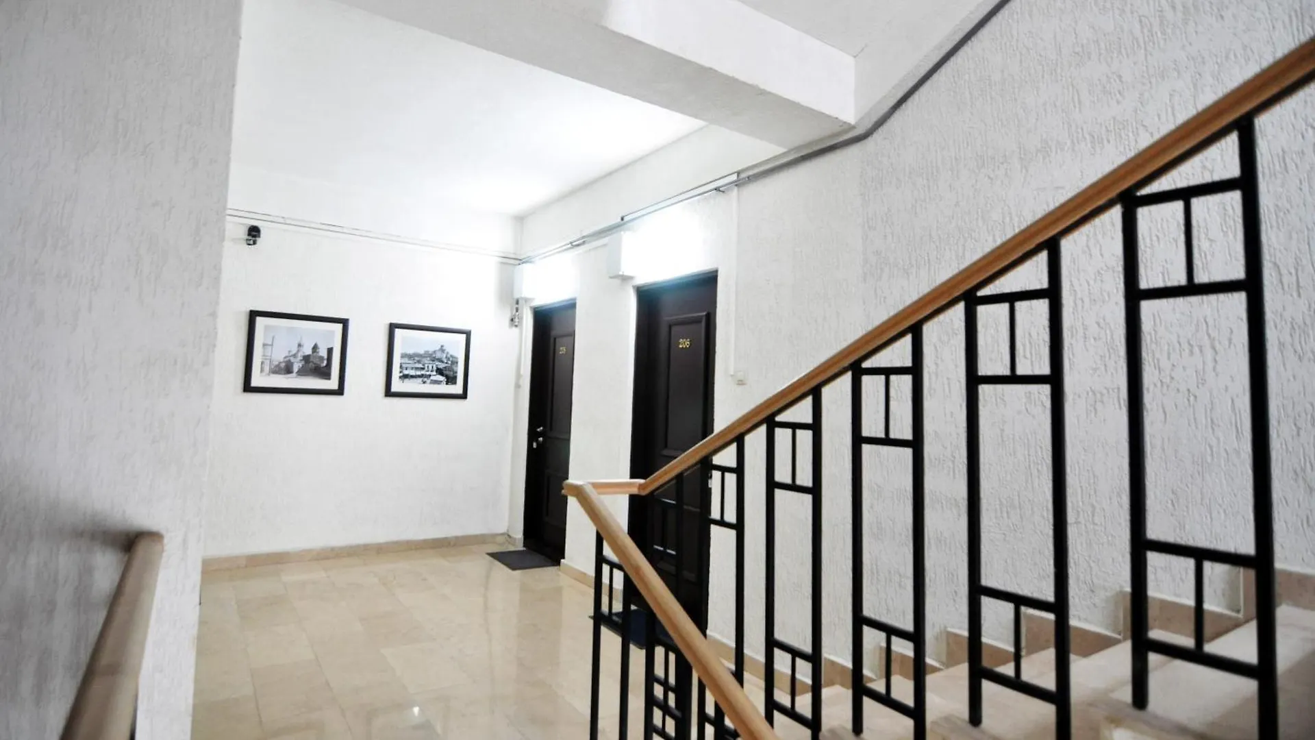 Central Apartment In The Historical District Tbilisi 0*,