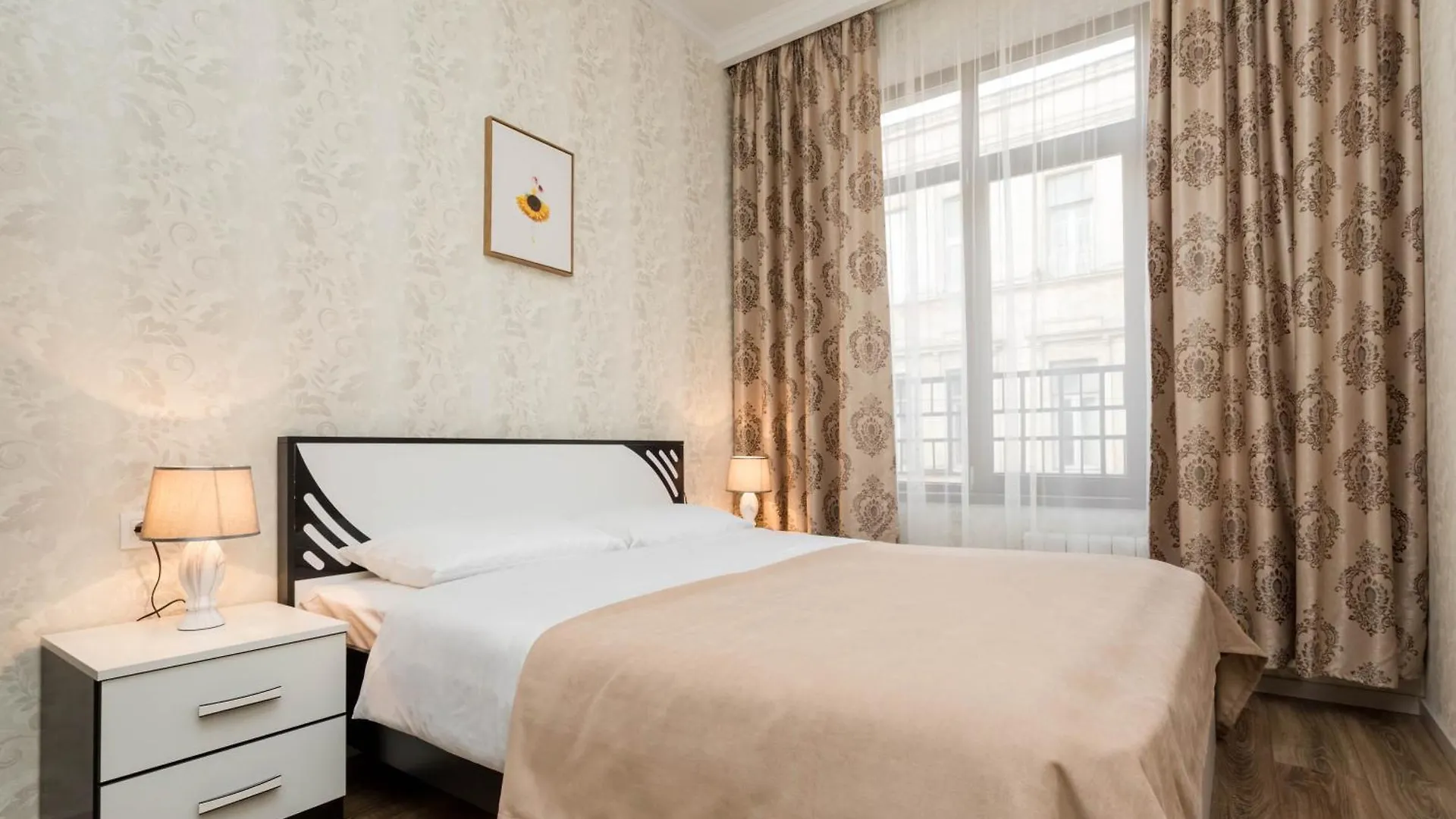 Central Apartment In The Historical District Tbilisi Georgien